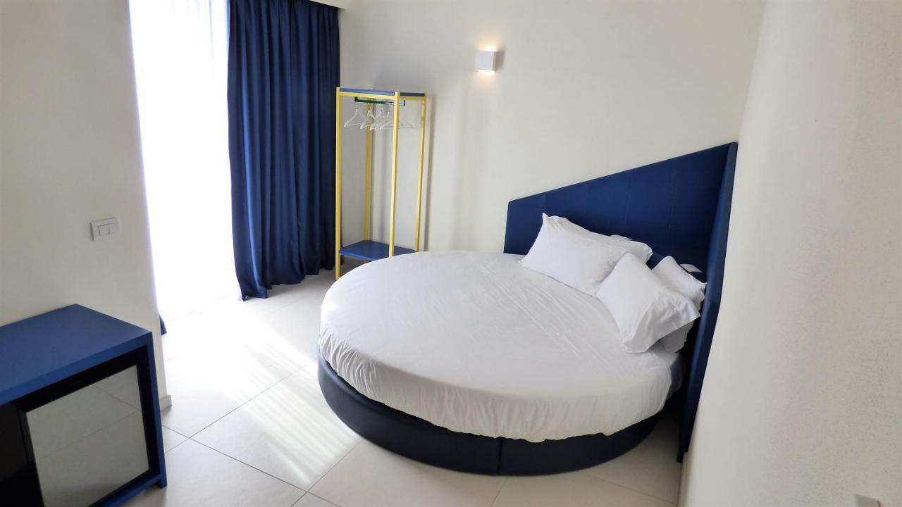 Hotel Trevi 벨레지아아지마리나 외부 사진