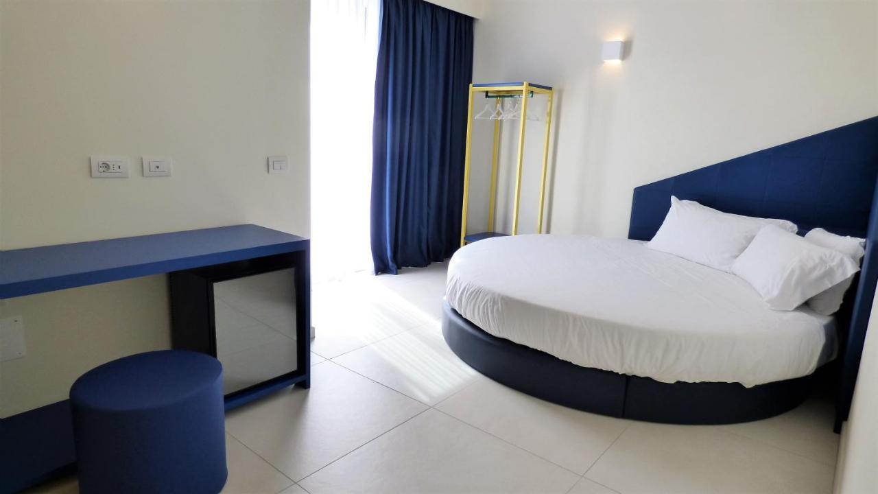 Hotel Trevi 벨레지아아지마리나 외부 사진